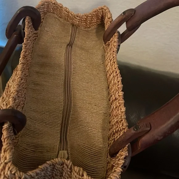 Vintage Woven Straw Handbag Wood Handle Coastal Beach Summer Tote - Picture 10 of 16